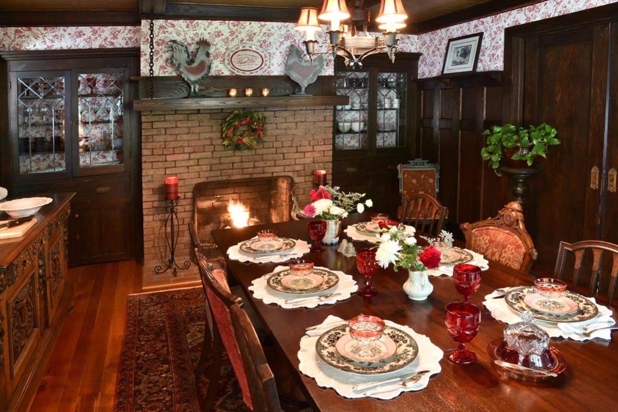 Hilltop House Bed & Breakfast Amenia Kültér fotó