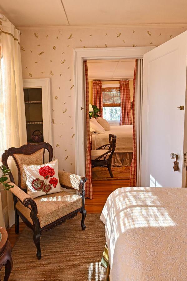 Hilltop House Bed & Breakfast Amenia Kültér fotó